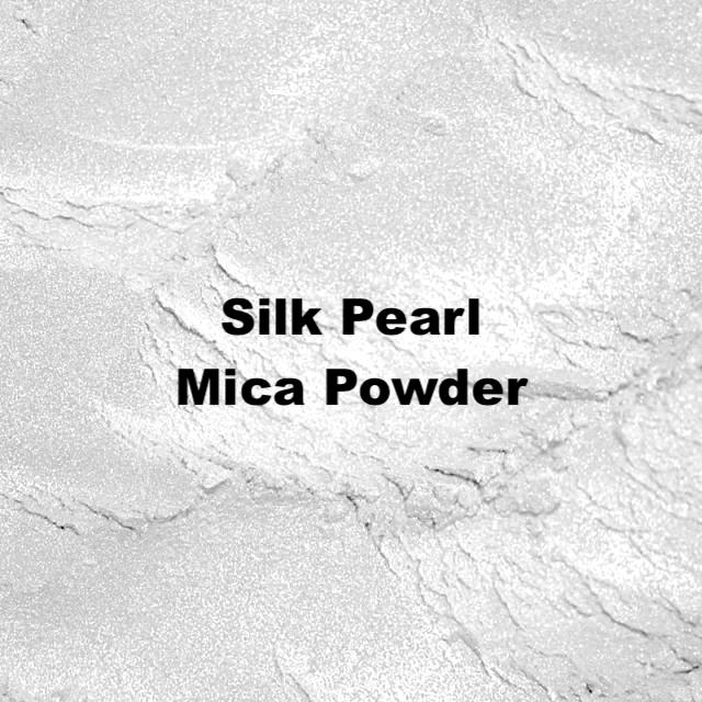 Non-toxic natural white mica powder for cosmetic applications